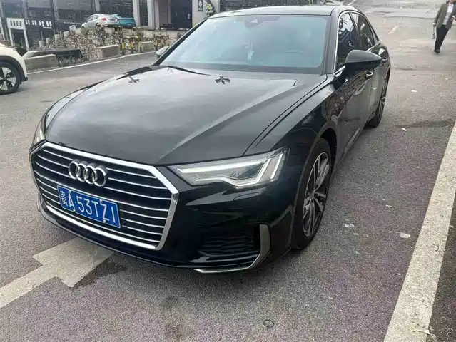 Audi Audi A6l Audi A6l 2022 40 Tfsi Luxury And Dynamic Model — фото