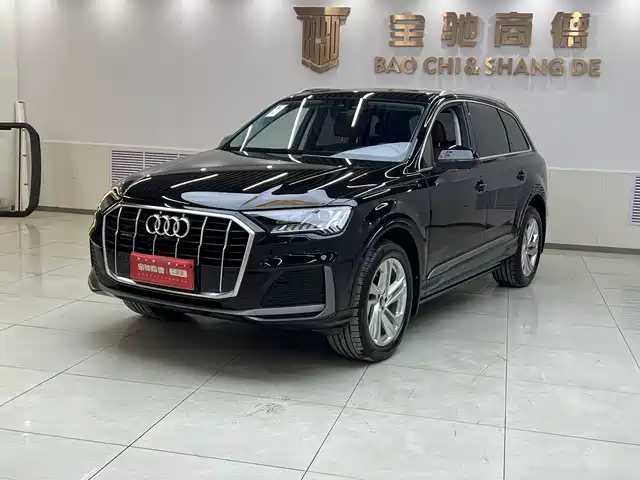 Audi Audi Q7 Audi Q7 2023 45 Tfsi Quattro S Line Sports — фото