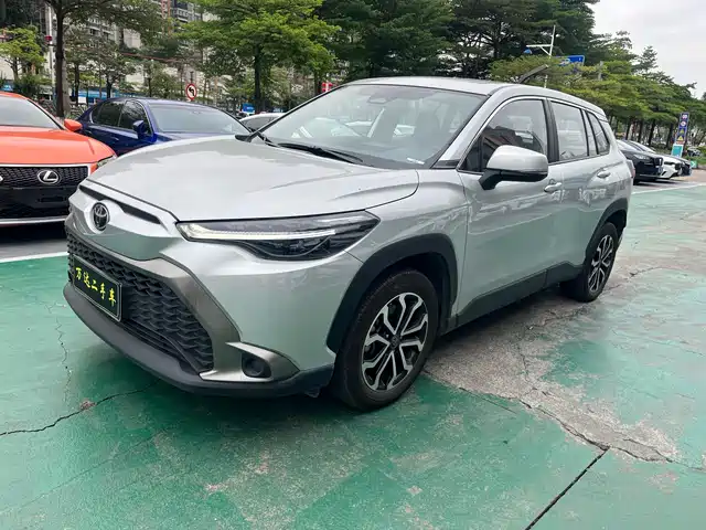 Toyota Fenglanda Fenglanda 2023 2.0l Cvt Deluxe Edition — фото