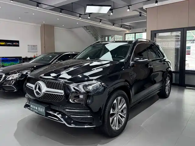 Mercedes-Benz Mercedes-Benz Gle Mercedes-Benz Gle 2023 Gle 350 4matic Fashion Model — фото
