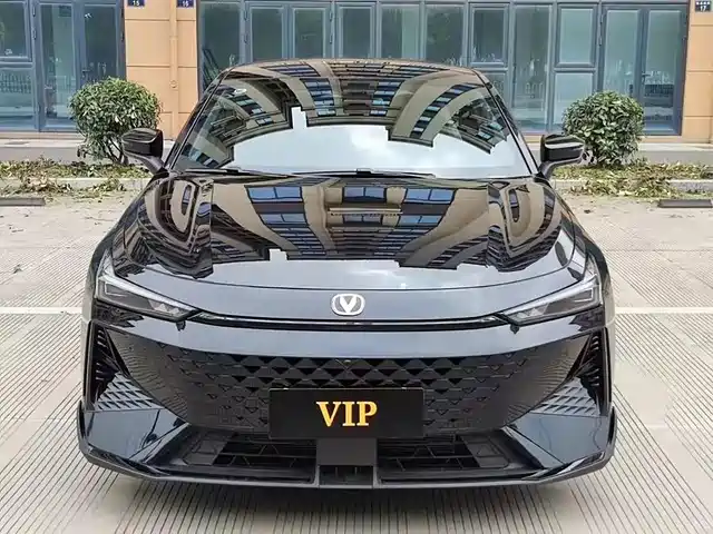 Chang'An Changan Uni-V Changan Uni-V 2025 1.5t 500bar Premium Sports Model — фото