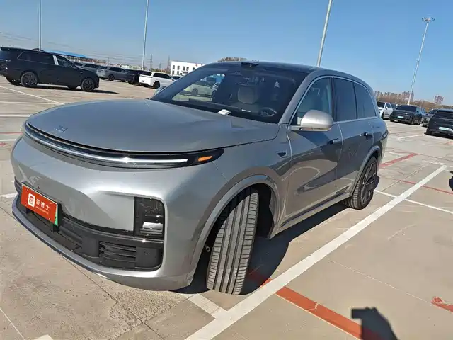Ideal Car Ideal L8 Ideal L8 2025 Ultra Smart Refresh Version — фото