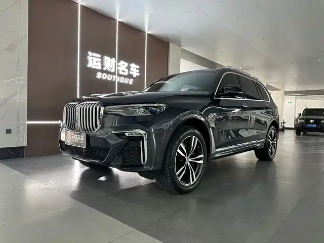 Bmw Bmw X7 Bmw X7 2021 Xdrive40i Exclusive M Sports Package — фото
