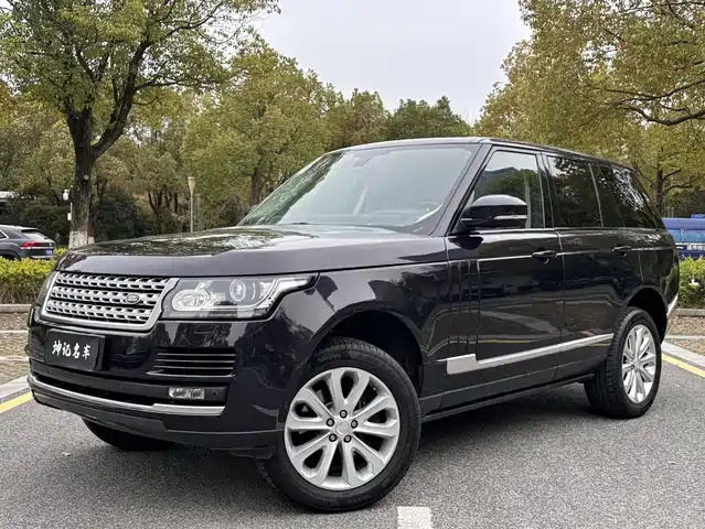 Land Rover Range Rover Range Rover 2015 3.0 Sc V6 Vogue — фото