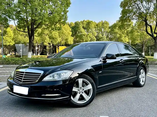 Mercedes-Benz Mercedes Benz S Class Mercedes-Benz S-Class 2012 S 300 L Luxury Grand Edition — фото