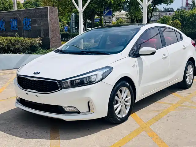 Kia Kia K3 Kia K3 2016 1.6l Automatic Gl — фото