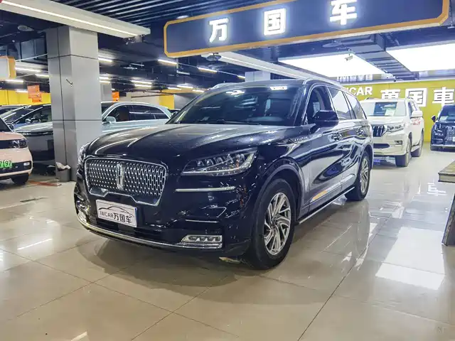 Lincoln Aviator Pilot 2021 3.0t V6 Four-Wheel Drive Exclusive Edition — фото
