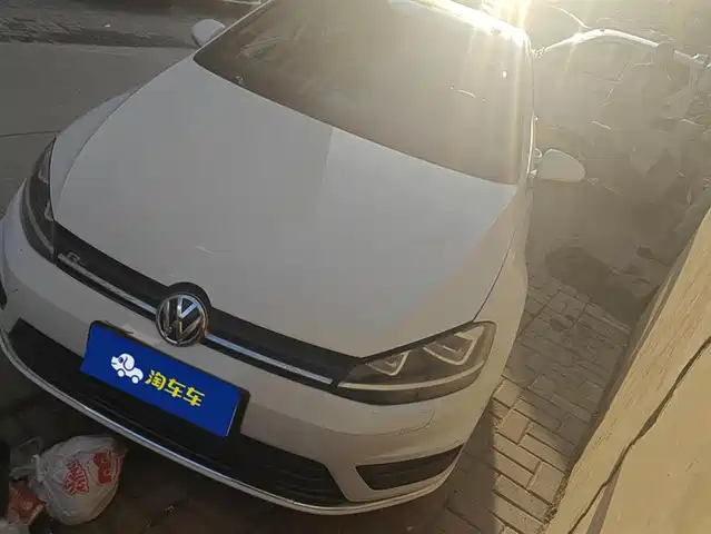 Volkswagen Golf Golf 2016 1.4tsi Automatic R-Line — фото