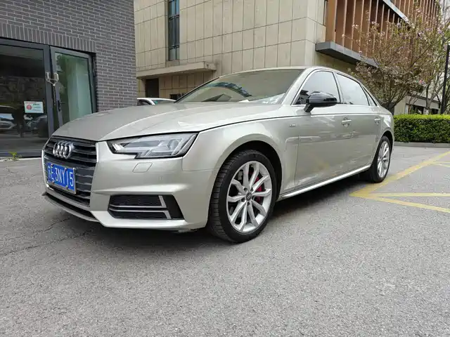 Audi Audi A4l Audi A4l 2018 30th Anniversary Model 45 Tfsi Quattro Personalized Sports Version — фото