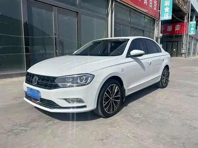 Volkswagen Bora Bora 2018 1.5l Automatic Comfort Model — фото