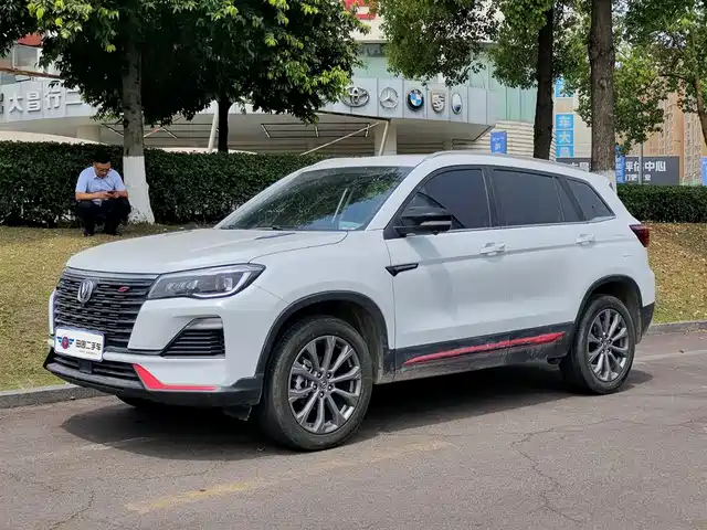 Chang'An Changan Cs75 Changan Cs75 2023 Enjoy Edition 1.5t Dct Premium Edition — фото