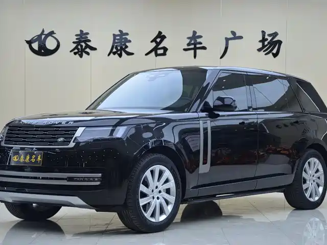 Land Rover Range Rover Range Rover 2025 3.0 L6 400ps Extended Edition — фото