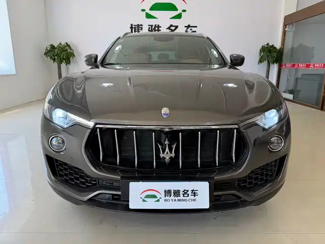 Maserati Levante 2017 г. — фото