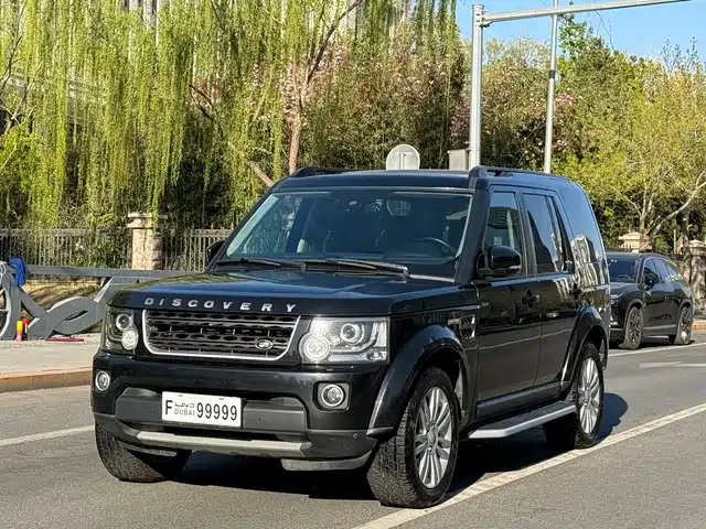 Land Rover Discover Discover 2016 3.0 Sc V6 Hse — фото
