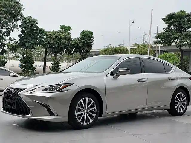 Lexus Lexus Es Lexus Es 2021 200 Excellence Edition — фото