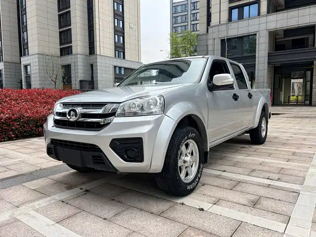 Great Wall Wing Jun 5 Fengjun 5 2021 2.0t Diesel Two-Wheel Drive Elite Large Double-Row National Vi Gw4d20m — фото