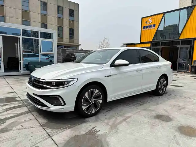 Volkswagen Bora Bora 2023 280tsi Dsg Premium Edition — фото
