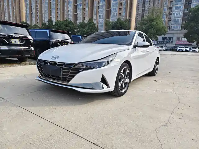 Hyundai Elantra Elantra 2022 1.5l Cvt Lux Premium Edition — фото