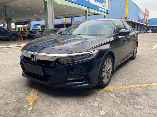 Honda Accord Accord 2018 260turbo Elite Edition National V — фото
