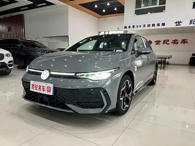 Volkswagen Golf Golf 2025 Facelift 300tsi R-Line — фото