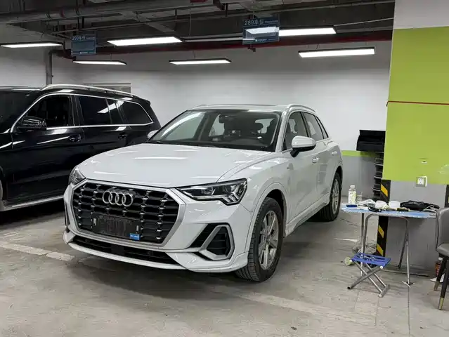 Audi Audi Q3 Audi Q3 2020 35 Tfsi Aggressive And Dynamic — фото
