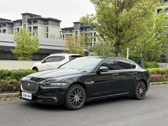 Jaguar Jaguar Xel Jaguar Xel 2022 2.0t 250ps R-Dynamic S Advanced Sports Edition — фото