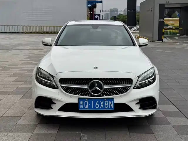 Mercedes-Benz Mercedes Benz C Class Mercedes-Benz C-Class 2019 C 180 L Fashionable Sports Edition — фото