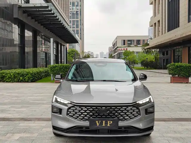 Ford Mondeo Mondeo 2022 Facelift Ecoboost 245 Luxury Model — фото