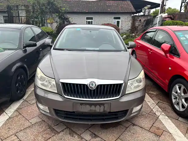 Skoda Octavia Octavia 2013 1.6l Automatic Yijie Version — фото