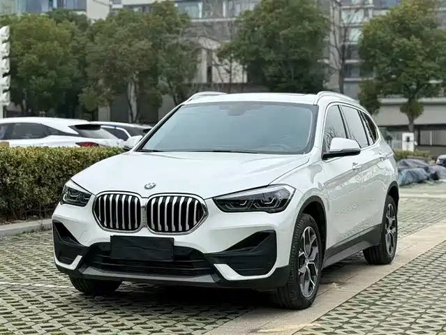 Bmw Bmw X1 Bmw X1 2022 Sdrive25li Leading Model — фото