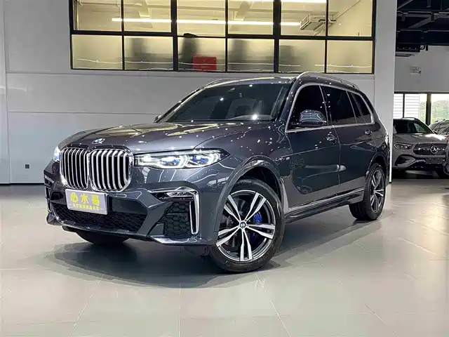 Bmw Bmw X7 Bmw X7 2022 Xdrive40i Exclusive M Sports Package — фото