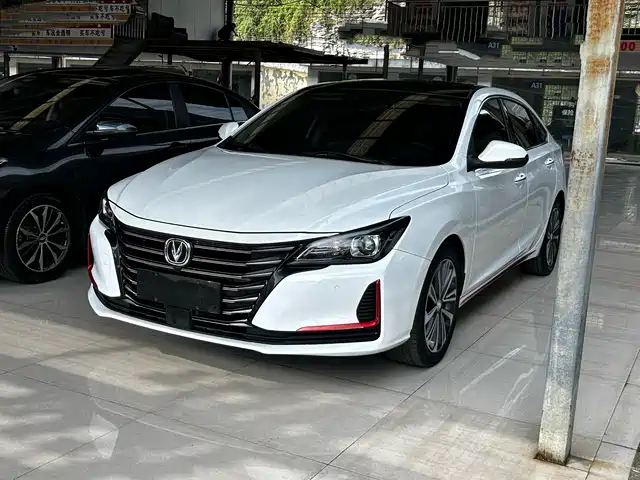 Chang'An Ruicheng Cc Ruicheng Cc 2021 Blue Whale Edition 1.5t Dct Premium Type — фото