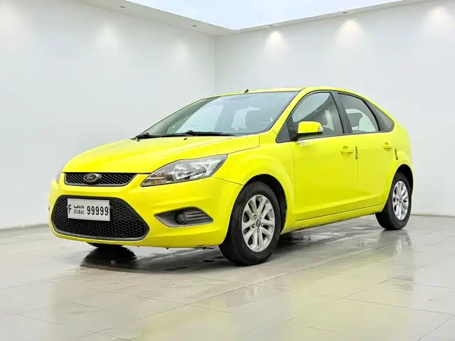 Ford Fox Focus 2013 Hatchback Classic 1.8l Automatic Million Commemorative Edition — фото