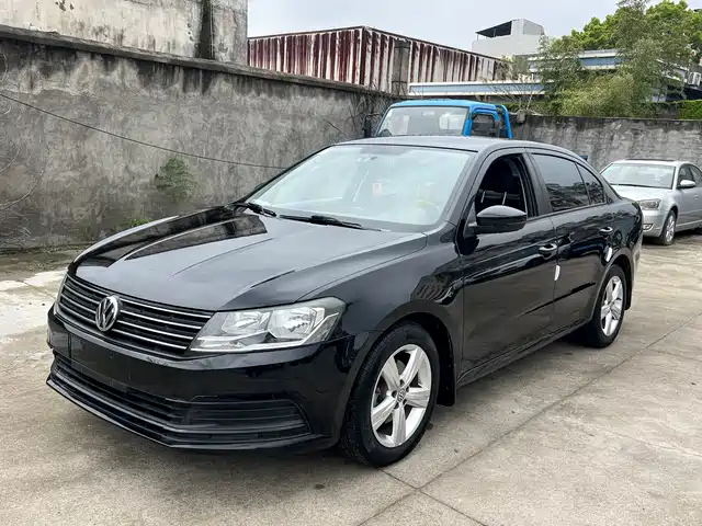 Volkswagen Lavida Lavida 2017 1.6l Automatic Fashion Version — фото