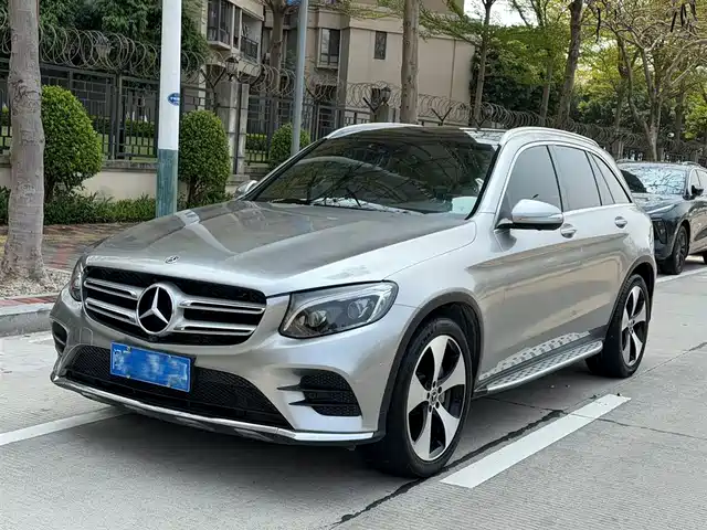 Mercedes-Benz Mercedes-Benz Glc Mercedes-Benz Glc 2018 Facelift Glc 300 4matic Dynamic — фото