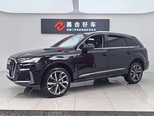 Audi Audi Q7 Audi Q7 2023 55 Tfsi Quattro S Line Sports — фото