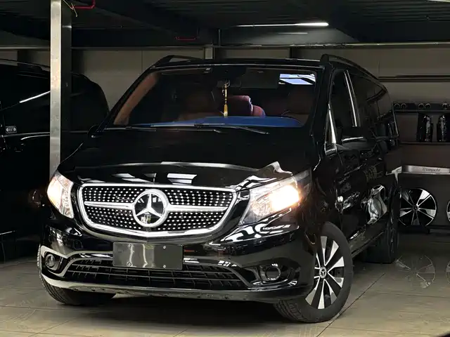 Mercedes-Benz Vito Vito 2023 2.0t Elite Edition 7 Seats — фото