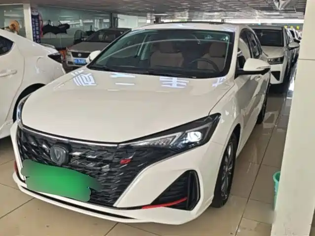 Chang'An Escape Eado 2025 Plus 1.4t Dual-Clutch High-Energy Version — фото