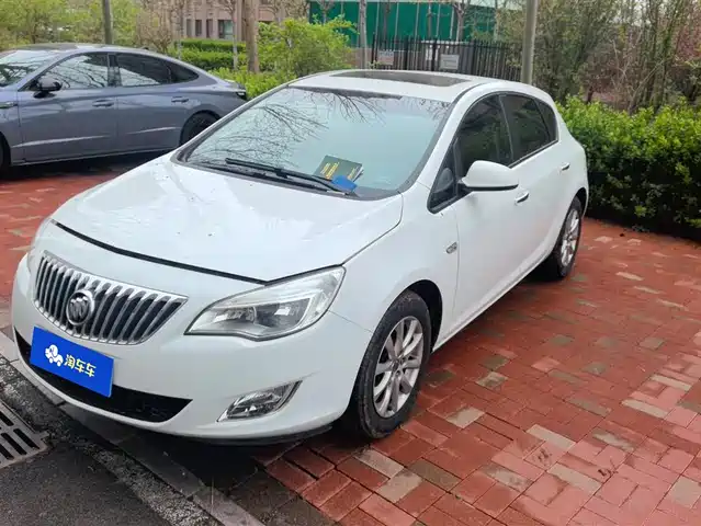 Buick Yinglang Yinglang 2014 Xt 1.6l Automatic Fashion Version — фото
