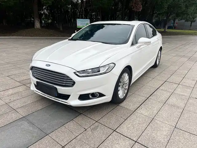 Ford Mondeo Mondeo 2013 2.0l Gtdi200 Luxury Model — фото