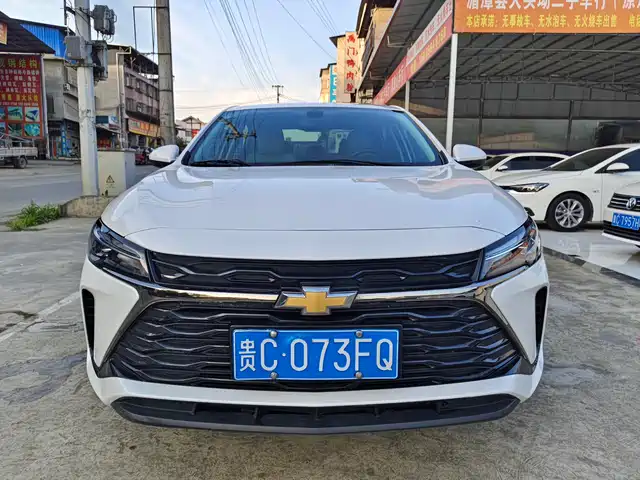 Chevrolet Cruze Cruze 2023 1.5l Dual-Clutch Enjoyment Version — фото