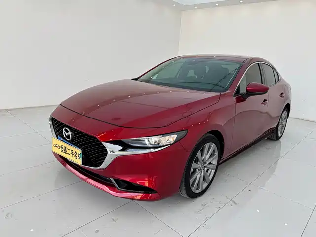 Mazda Mazda3 Angkesela Mazda3 Angkesela 2020 2.0l Automatic Premium Edition — фото