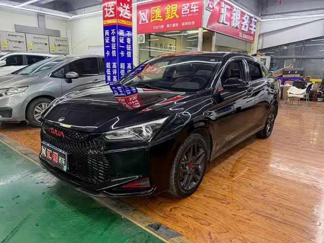 Dongfeng Fengshen Yixuan Yixuan 2021 230t Automatic Shadow Chasing Knight Version — фото