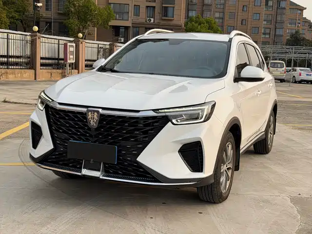 Roewe Roewe Rx5 Roewe Rx5 2023 Plus 330tgi Automatic Trend Smart Edition — фото