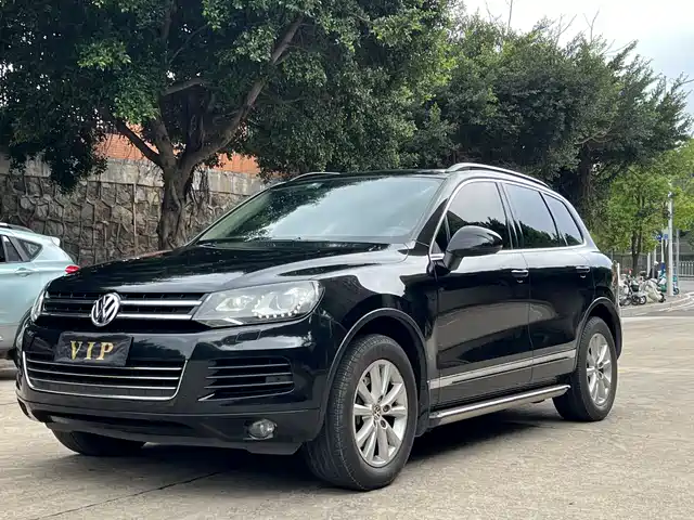 Volkswagen Touareg Touareg 2012 R-Line Luxury Model — фото