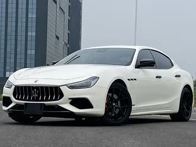 Maserati Ghibli Ghibli 2018 3.0T sports version — фото