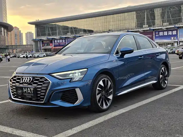 Audi Audi A3 Audi A3 2023 A3l Limousine 35 Tfsi Fashionable And Sporty — фото