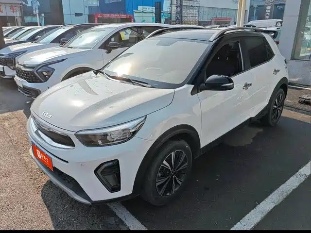 Kia Yipao Yipao 2021 1.4l Cvt Sunroof Model — фото