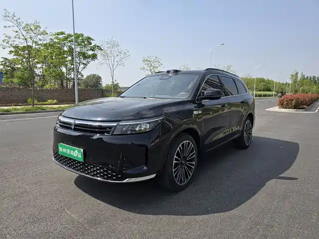 Aito Asks The World Wenjie M7 Wenjie M7 2024 1.5t Intelligent Driving Rear Drive Ultra Version 6 Seats — фото