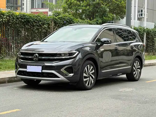 Volkswagen Lan Jing Lanjing 2021 330tsi Two-Wheel Drive Luxury Version